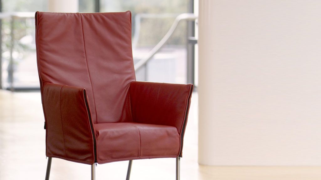 Montis_Chaplin_leer_fauteuil