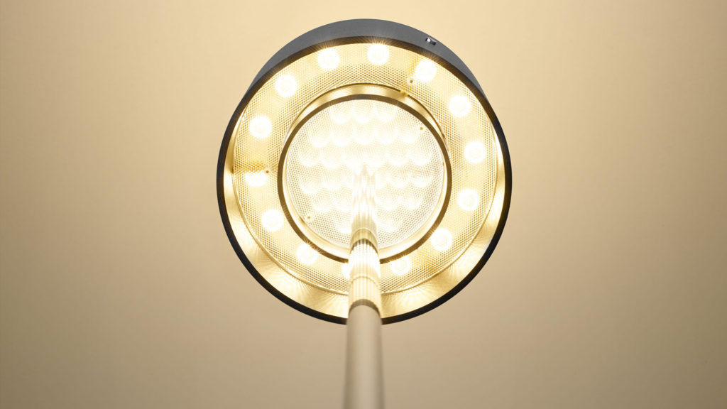 Oligo_Trofeo_led_lamp