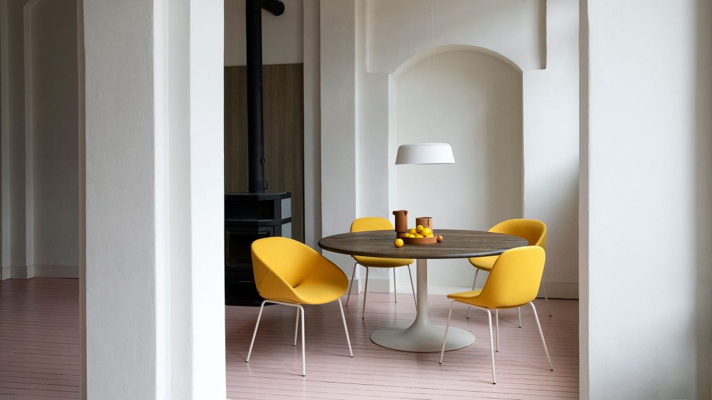 Artifort_Beso_fauteuil_chair