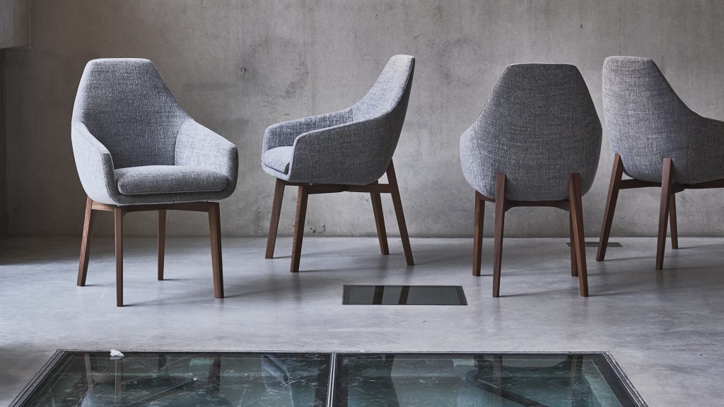 Montis_Vico_eetfauteuil_leer