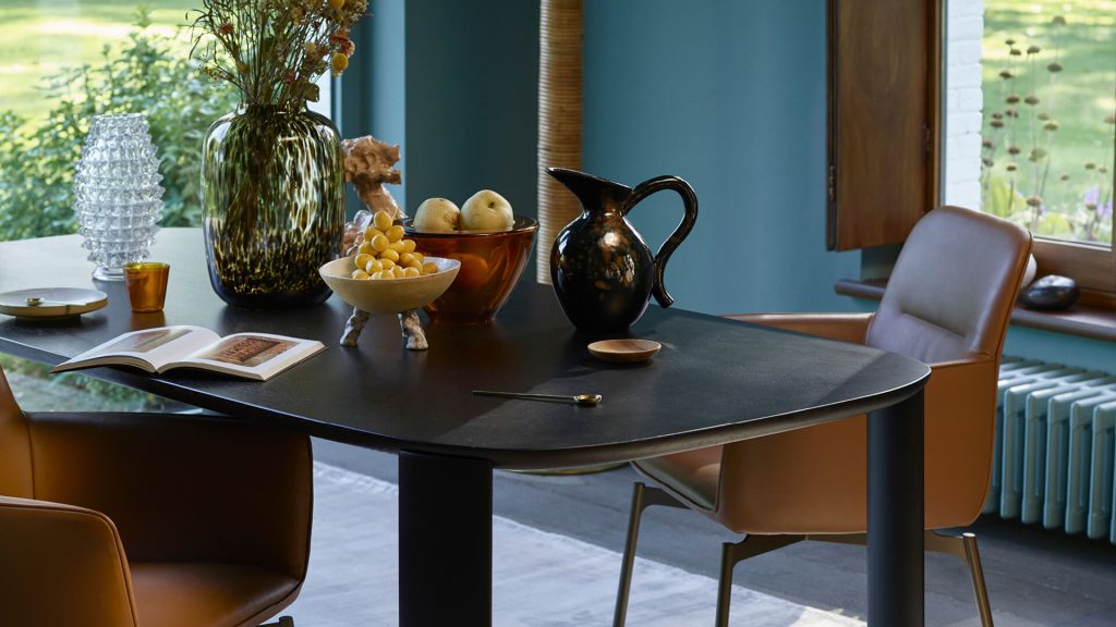 Leolux_Tico_eettafel