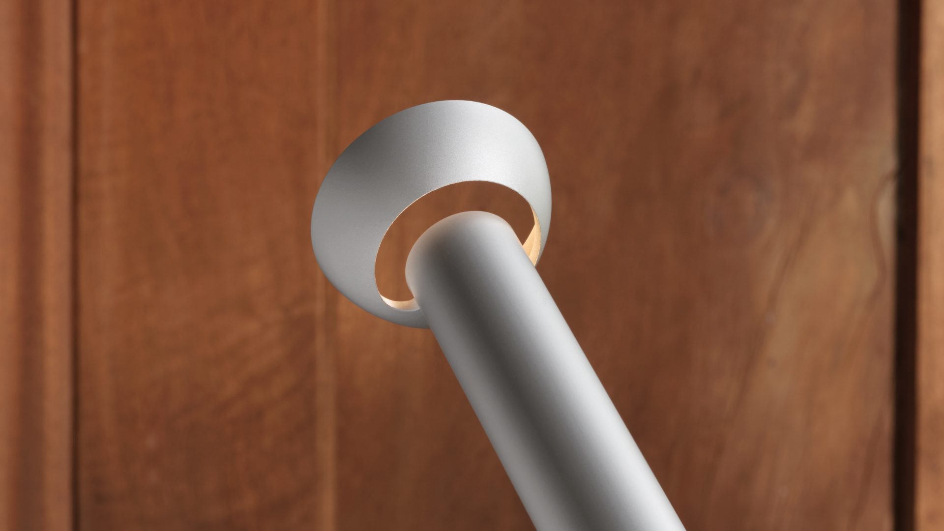 Baltensweiler_Topoled_tafellamp_verlichting_mondileder